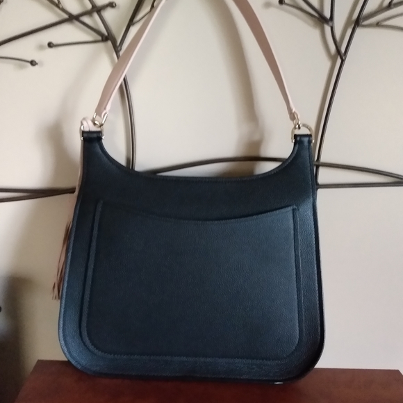 Kate Spade Bag. - Picture 2 of 8